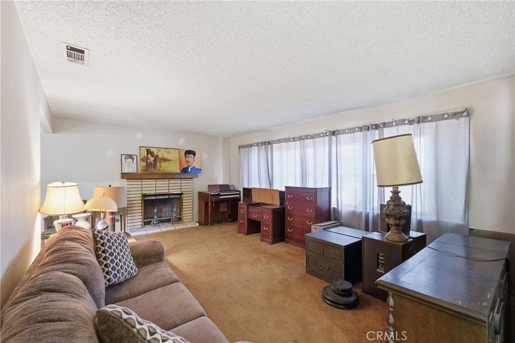 9476 Cypress, Fontana, CA 92335 — photo 2