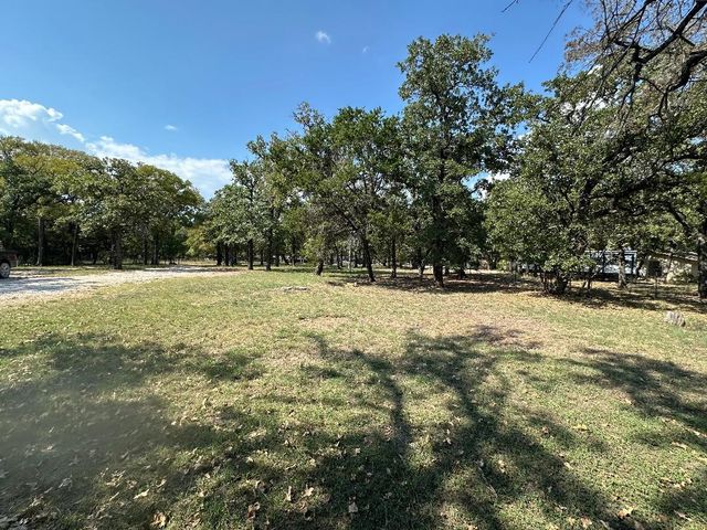 121 Easy Street, Whitney, TX 76692