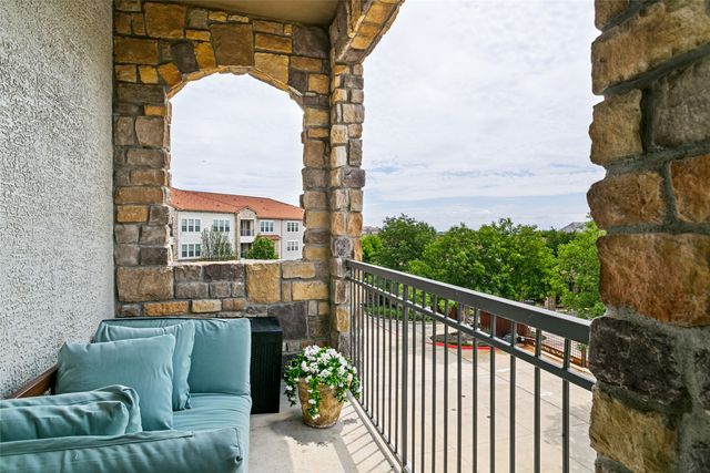 610 Via Ravello 311, Irving, TX 75039