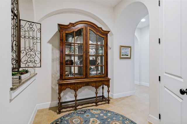 610 Via Ravello 311, Irving, TX 75039