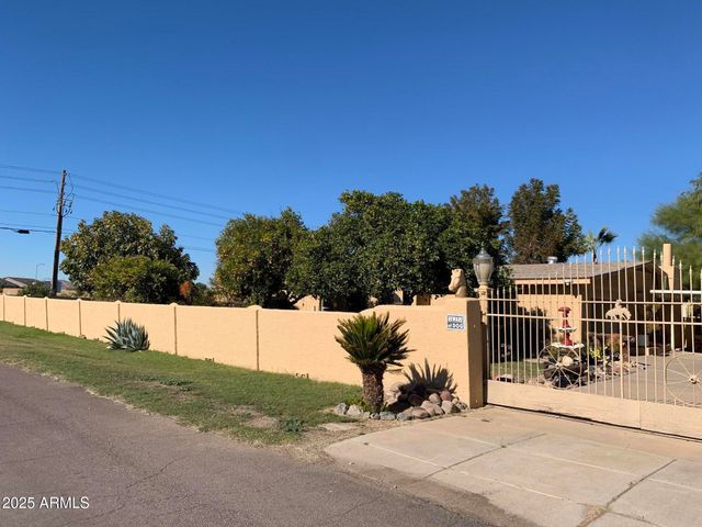 5040 W STEINWAY Drive, Laveen, AZ 85339