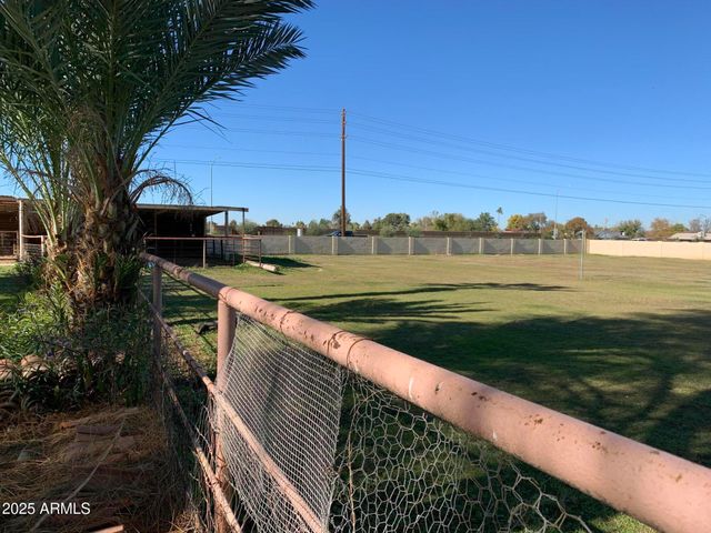 5040 W STEINWAY Drive, Laveen, AZ 85339