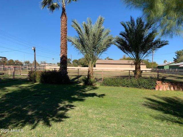 5040 W STEINWAY Drive, Laveen, AZ 85339