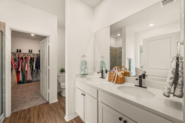 124 Flint Mountain RD, Georgetown, TX 78628