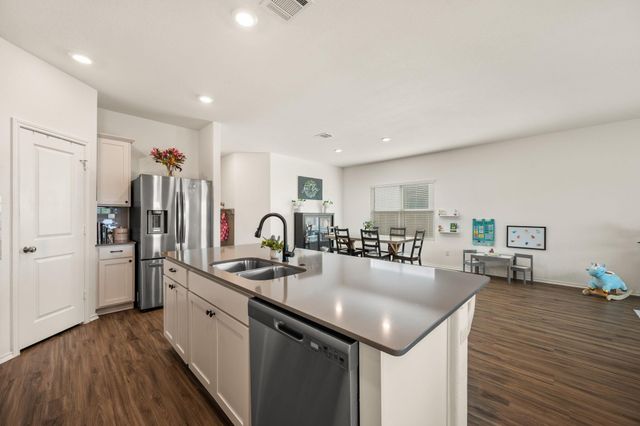 124 Flint Mountain RD, Georgetown, TX 78628