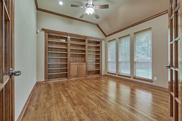 14 Mystic Pines Court, The Woodlands, TX 77382