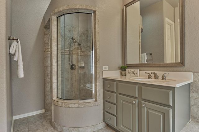 14 Mystic Pines Court, The Woodlands, TX 77382