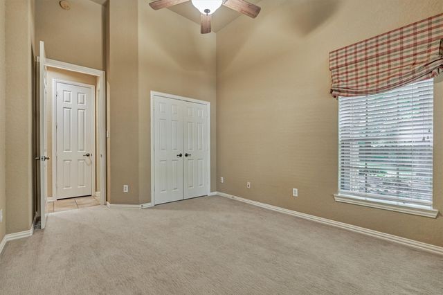14 Mystic Pines Court, The Woodlands, TX 77382