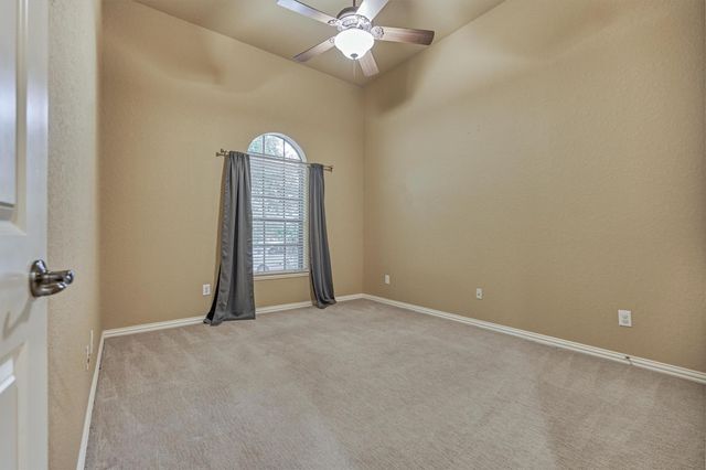 14 Mystic Pines Court, The Woodlands, TX 77382
