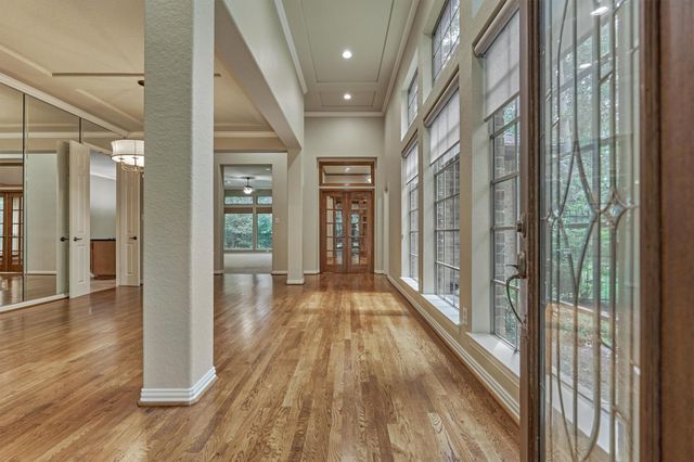 14 Mystic Pines Court, The Woodlands, TX 77382