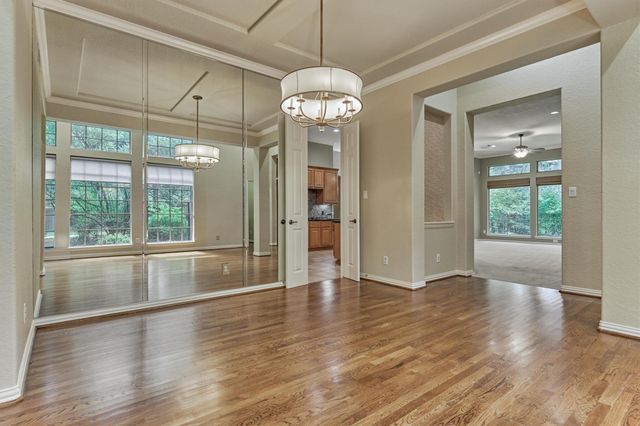 14 Mystic Pines Court, The Woodlands, TX 77382