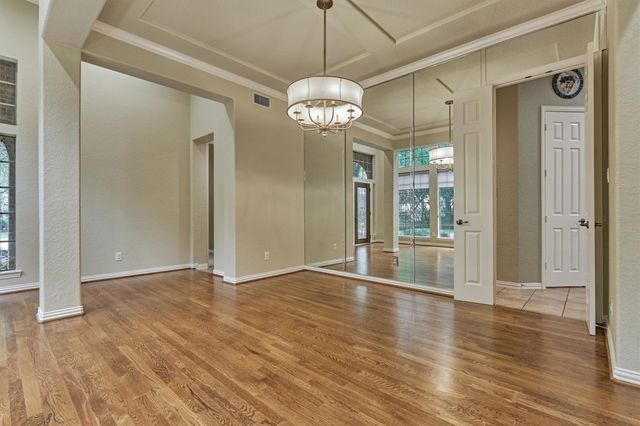 14 Mystic Pines Court, The Woodlands, TX 77382