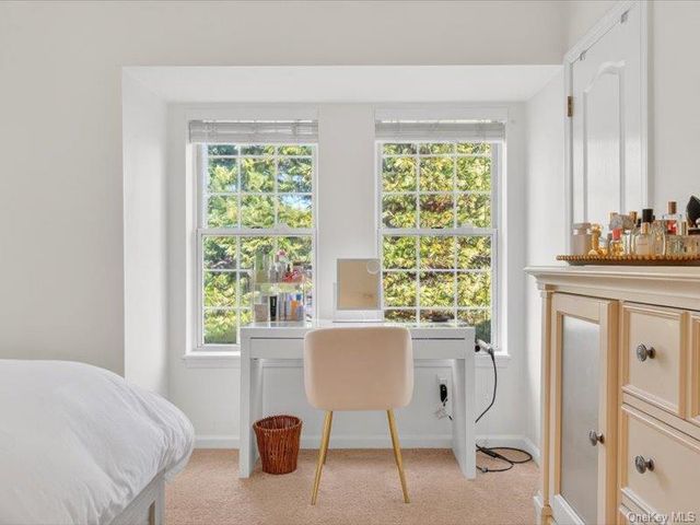 510 Somerset Court, Fishkill, NY 12524