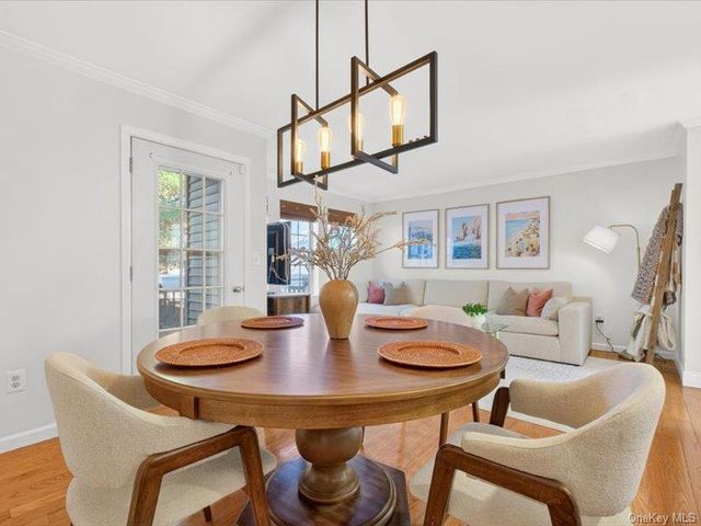 510 Somerset Court, Fishkill, NY 12524