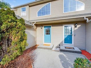 510 Somerset Court, Fishkill, NY 12524
