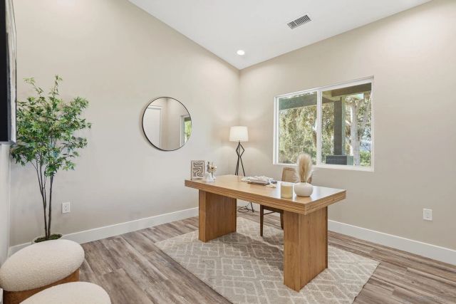 9965 Dunbar Lane, El Cajon, CA 92021