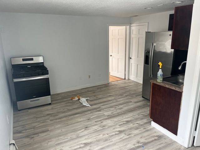 58 Brunswick Street, Lowell, MA 01852