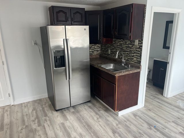 58 Brunswick Street, Lowell, MA 01852