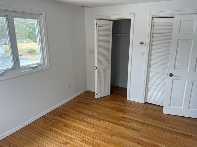 58 Brunswick Street, Lowell, MA 01852