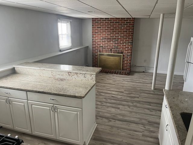 58 Brunswick Street, Lowell, MA 01852