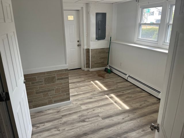 58 Brunswick Street, Lowell, MA 01852