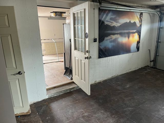 58 Brunswick Street, Lowell, MA 01852