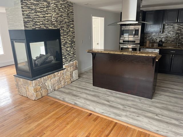 58 Brunswick Street, Lowell, MA 01852