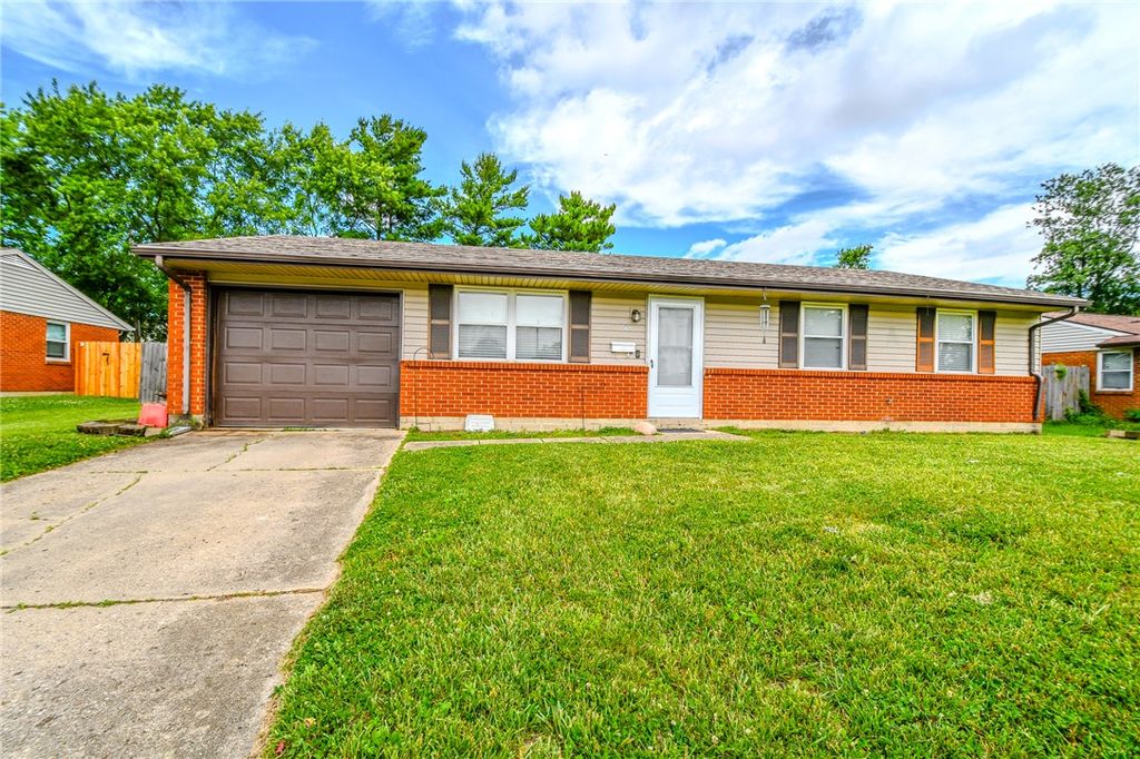 741 Homeway Drive, New Lebanon, OH 45345