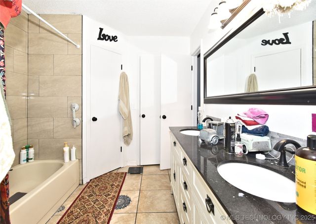 2926 S 122nd East Avenue, Tulsa, OK 74129