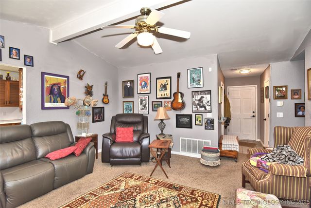 2926 S 122nd East Avenue, Tulsa, OK 74129