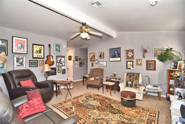 2926 S 122nd East Avenue, Tulsa, OK 74129