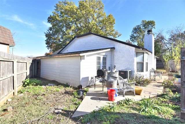 2926 S 122nd East Avenue, Tulsa, OK 74129