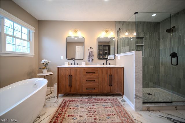 185 Beaumont Trail, Aurora, OH 44202