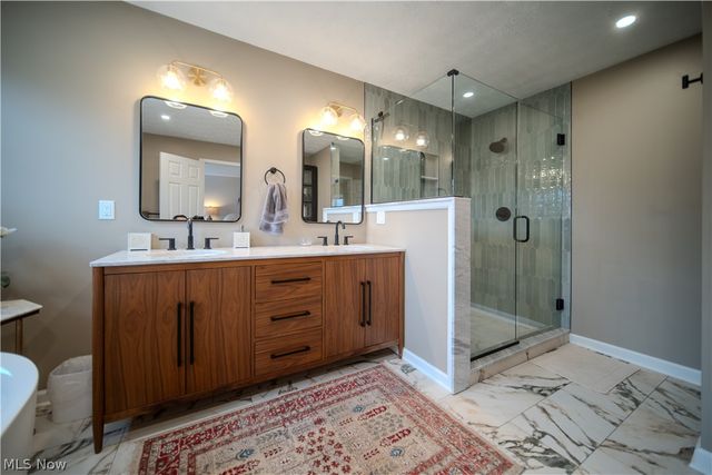 185 Beaumont Trail, Aurora, OH 44202