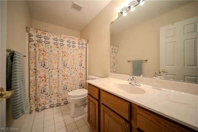 185 Beaumont Trail, Aurora, OH 44202