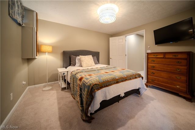 185 Beaumont Trail, Aurora, OH 44202