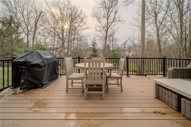 185 Beaumont Trail, Aurora, OH 44202