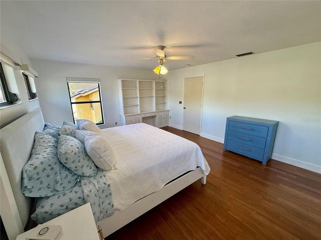 3111 BAYOU SOUND, Longboat Key, FL 34228