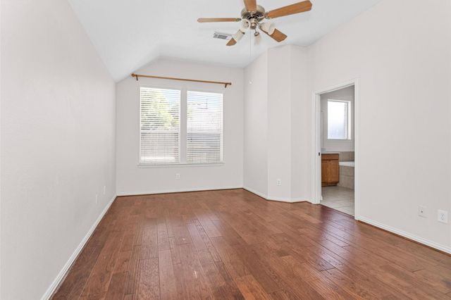 2835 Chalet Knolls Lane, Katy, TX 77494