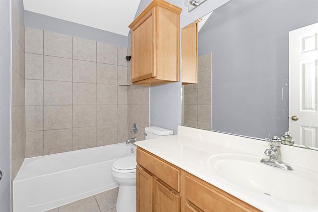 2835 Chalet Knolls Lane, Katy, TX 77494