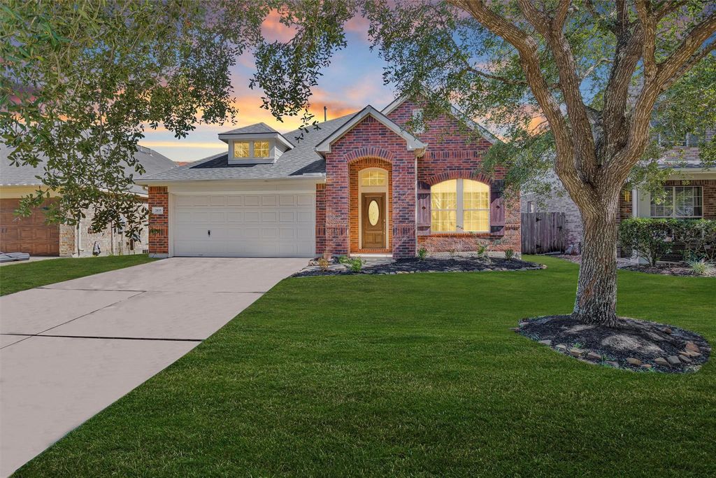 2835 Chalet Knolls Lane, Katy, TX 77494