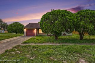 997 Mariposa Drive NE, Palm Bay, FL 32905