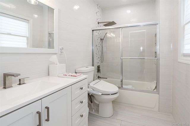 267 N Wellwood Avenue, Lindenhurst, NY 11757