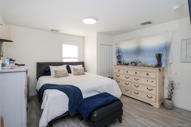 267 N Wellwood Avenue, Lindenhurst, NY 11757