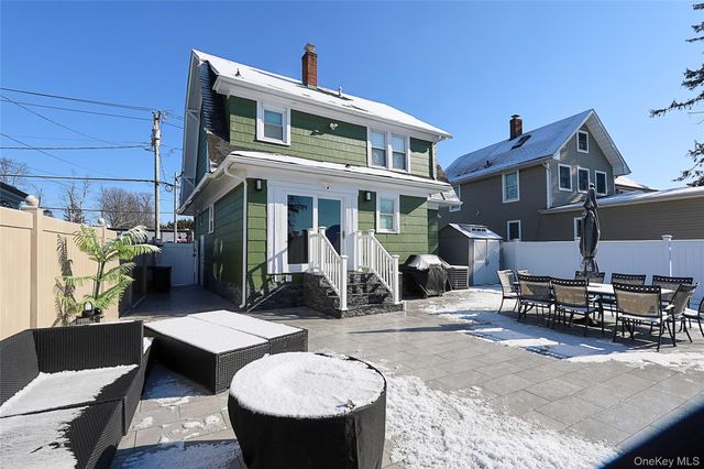 267 N Wellwood Avenue, Lindenhurst, NY 11757