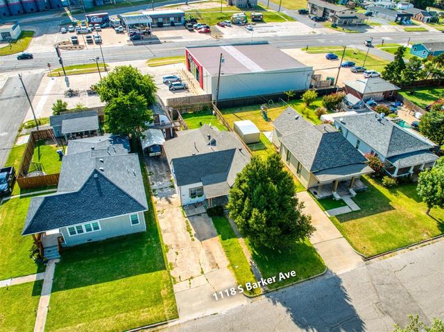 1118 S Barker Avenue, El Reno, OK 73036