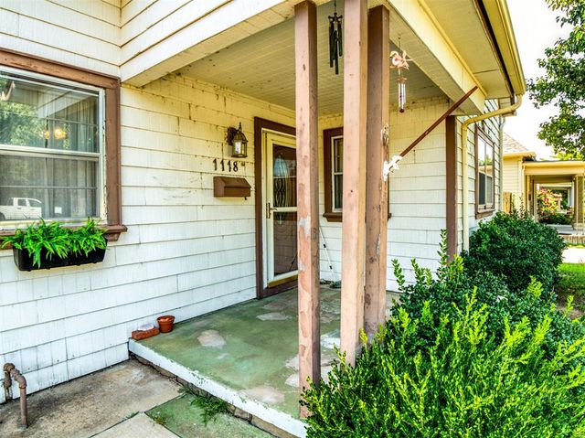 1118 S Barker Avenue, El Reno, OK 73036