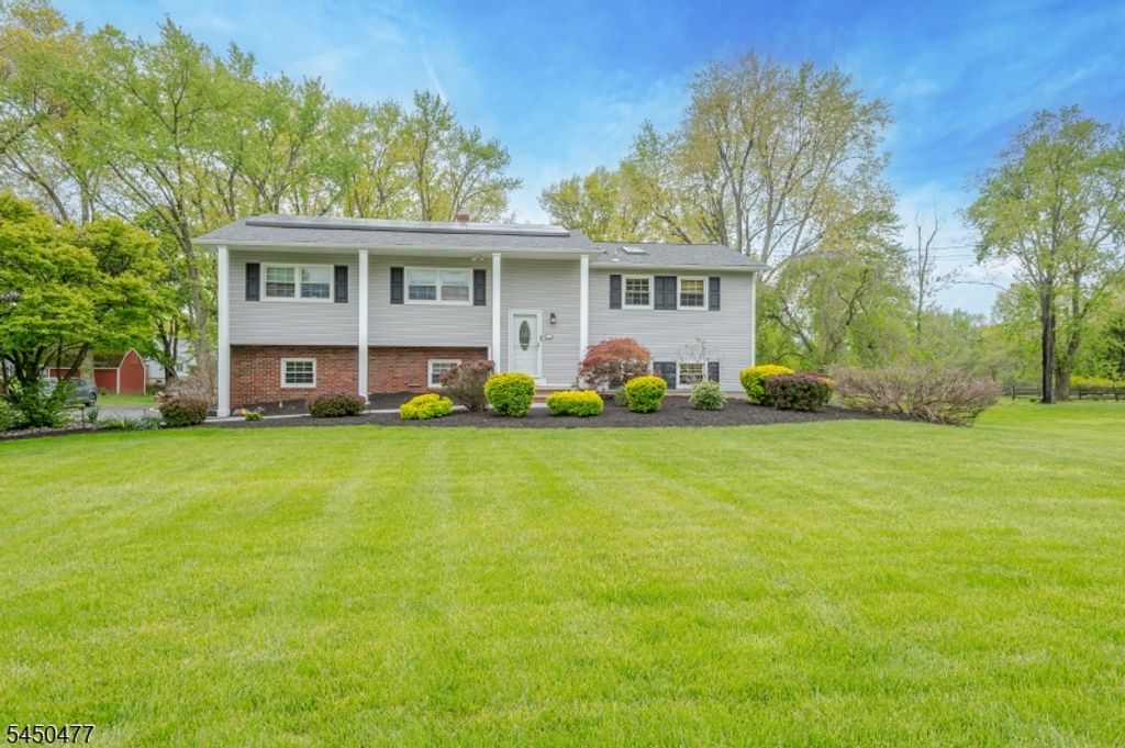455 Township Line Rd, Montgomery Twp., NJ 08502