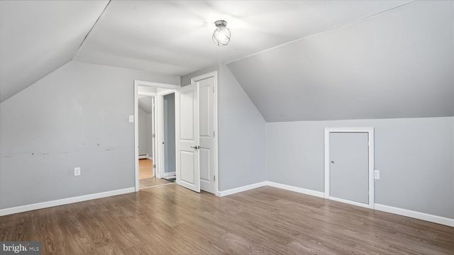 25 AUTUMN LN, Levittown, PA 19055