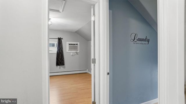 25 AUTUMN LN, Levittown, PA 19055